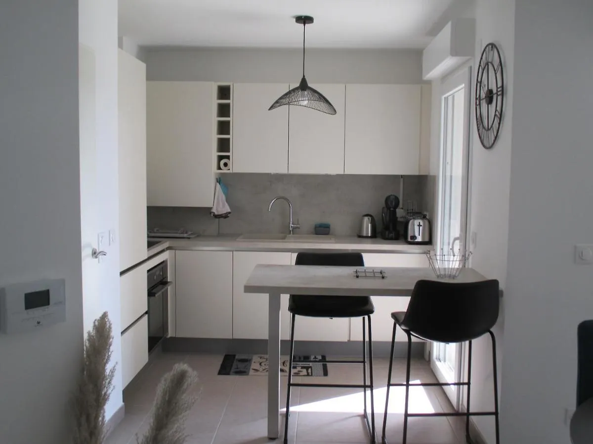 Appartement Les Jardins D'Olea à Sanary-sur-Mer 0*,